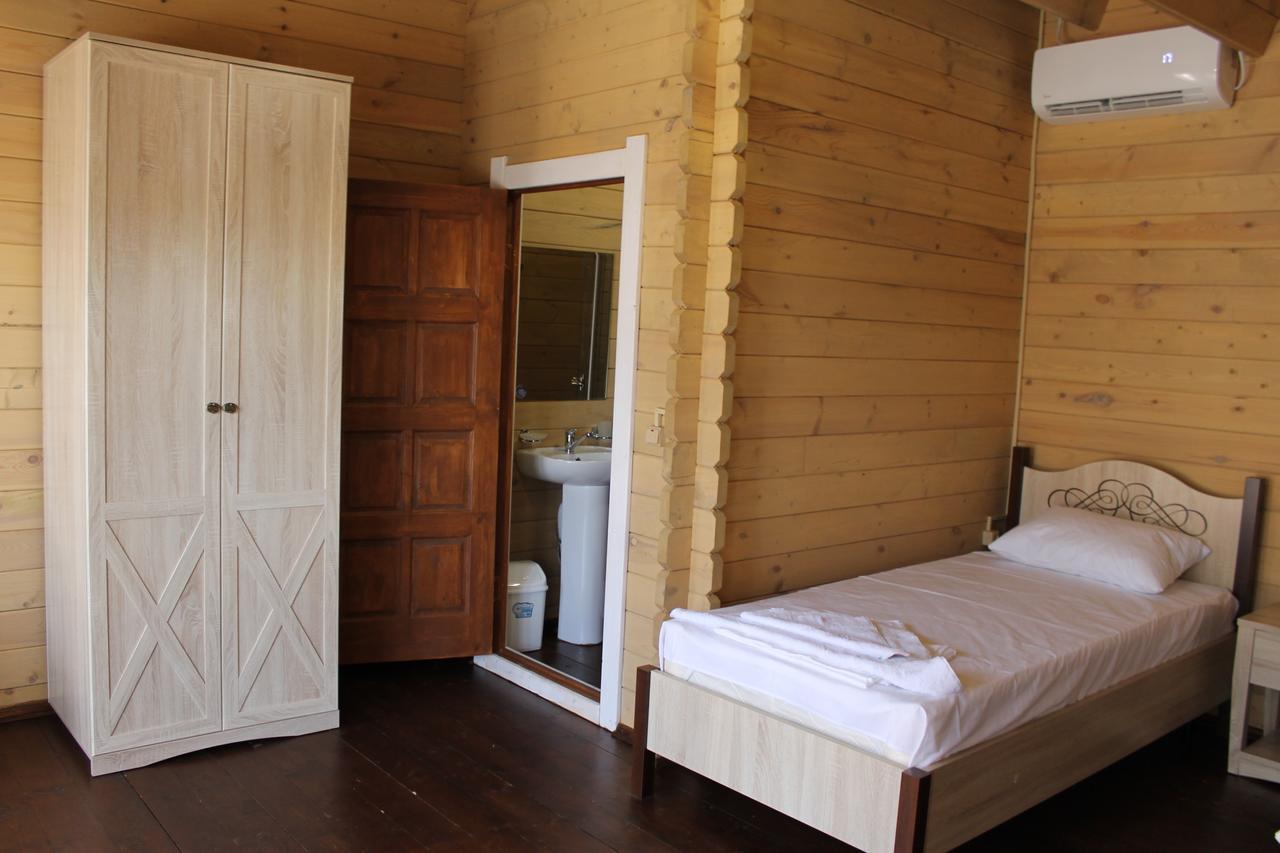 Gud House Hotel Gudauta Kültér fotó