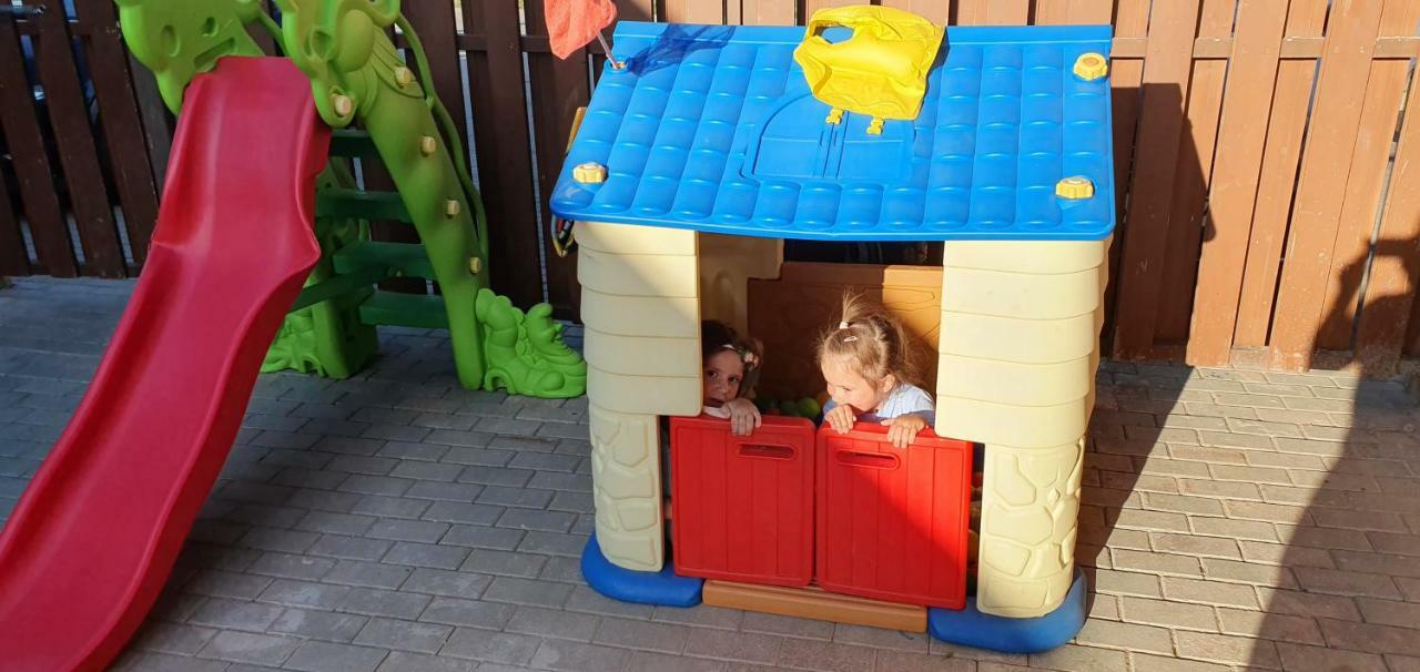 Gud House Hotel Gudauta Kültér fotó